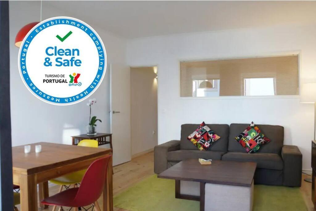 Two Bedroom Apt In Historic Location! Close To The River Lisbon Exterior photo